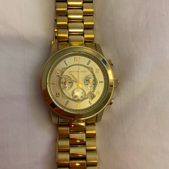 Michael Kors Watch - Picture 2 of 6